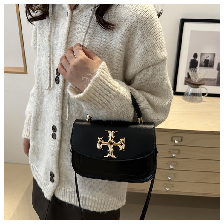 Cross-border retro underarm women's bag, this year's new fashionable single-shoulder bag, trendy and textured crossbody bag, casual tofu square bag undefined