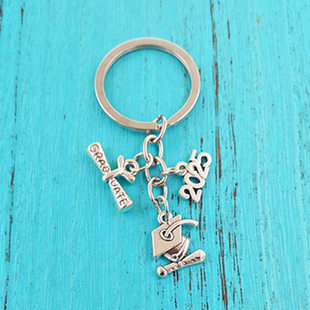 Fashionable keychain, badge, backpack accessory, European style