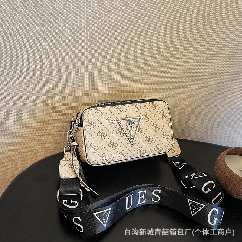 French-style high-end small square bag 2026 cross-border hot item versatile fashion simple exquisite shoulder and crossbody women's bag