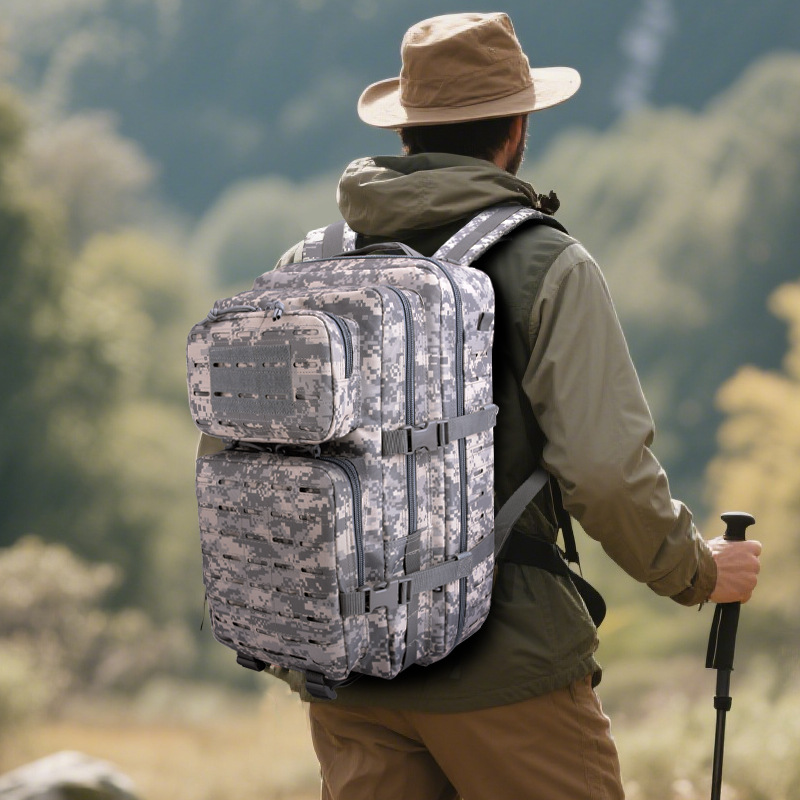 Nueva mochila láser de gran capacidad de viaje ligero al aire libre acampando mochila táctica de senderismo mochila deportiva