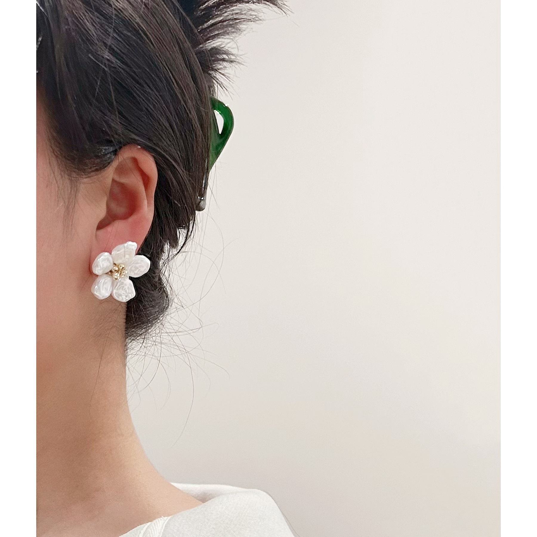 21g Weight Clip Classification 1 Piece Quantity Imitation Pearl Material Flower Pattern All Seasons Season Elegant, Cute, Sweet Style 1 Piece Imitation Pearl Flower Clip 1