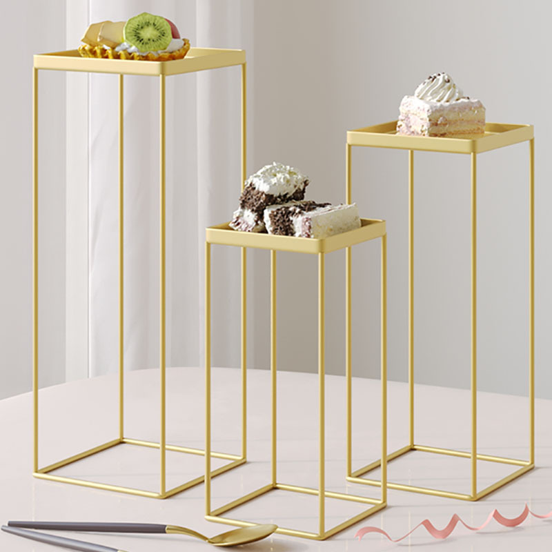 Postre tazas de papel alto escenario de boda bandeja de visualización de metal tres piezas conjunto cuadrado blanco puro hierro forjado estante de pastel