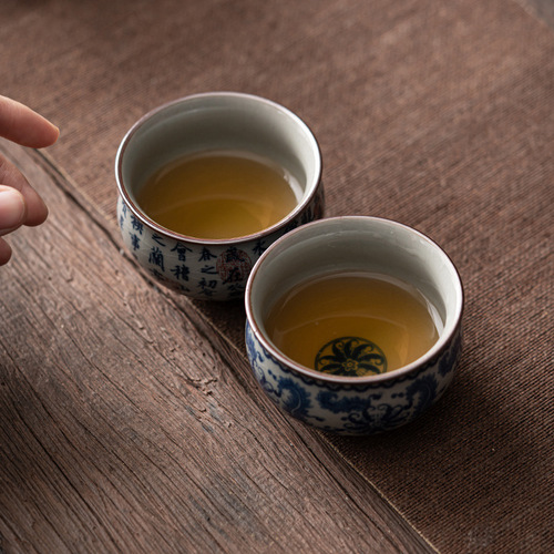 Bulk Antique Blue and White Large Host Cup Tea Cup with Crackle Glaze Tea Bowl Single Tea Lampshade Gongfu Tea Set Tea Cup Gift