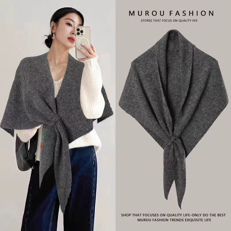 Cachecol triangular grande de mulher em mistura de lã inverno_voghion.com