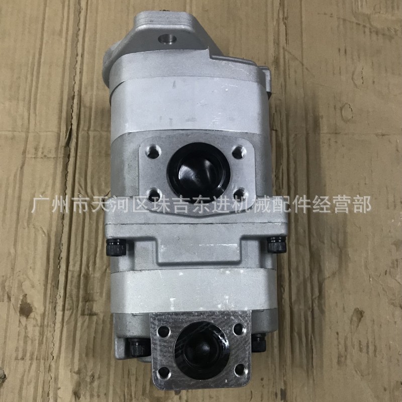 D41-6齿轮泵 705-52-21070  D41A-6/D41E-6/D41P-6/D41E-6K/D41PF