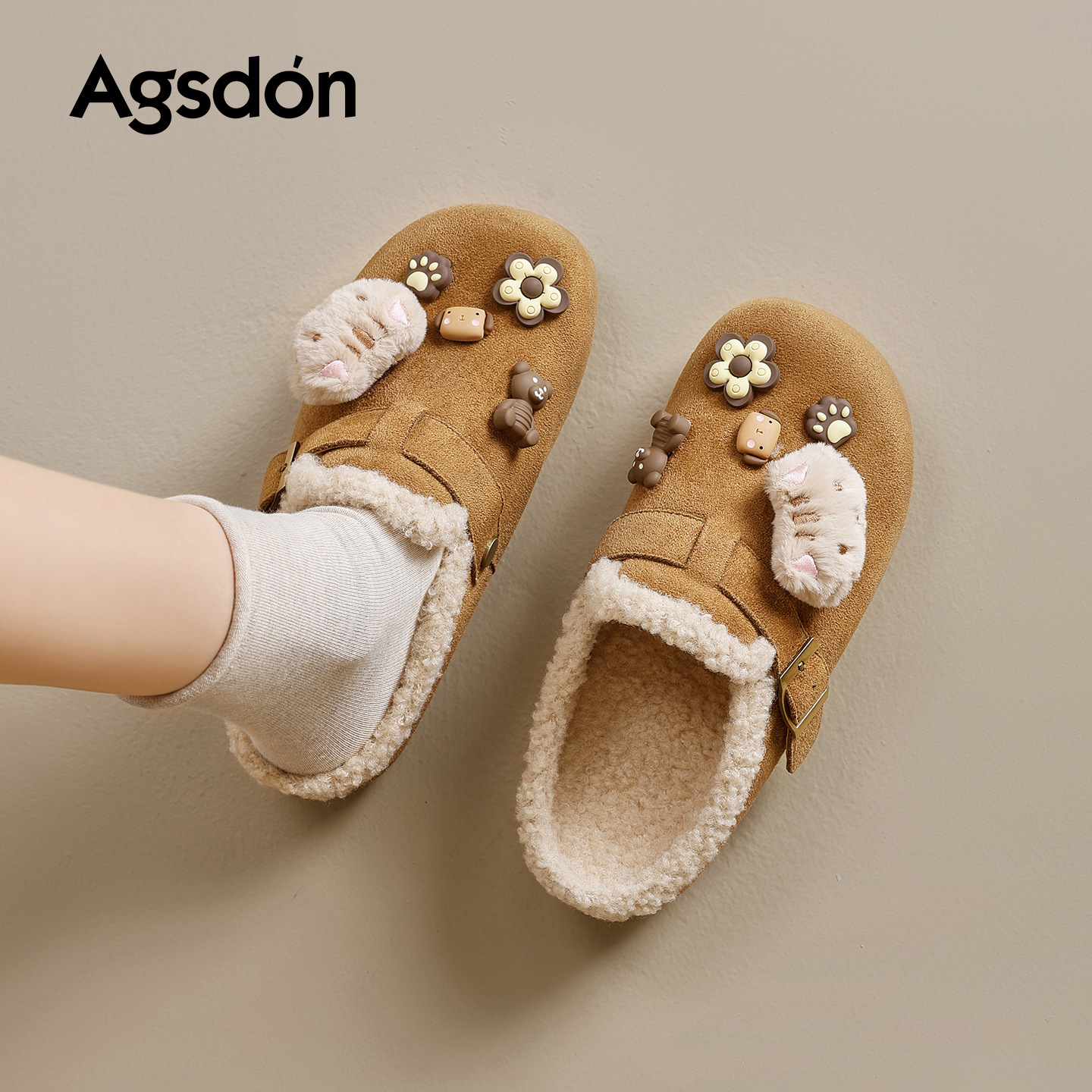 2026 nuevo estilo de primavera de veludo y grueso un pedazo grueso de zapatillas de lana de fondo grueso