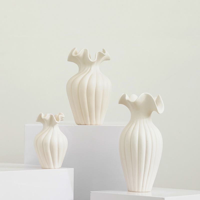 新款束口花瓣口花插创意陶瓷花瓶高端摆件家居桌面简约装饰品批发