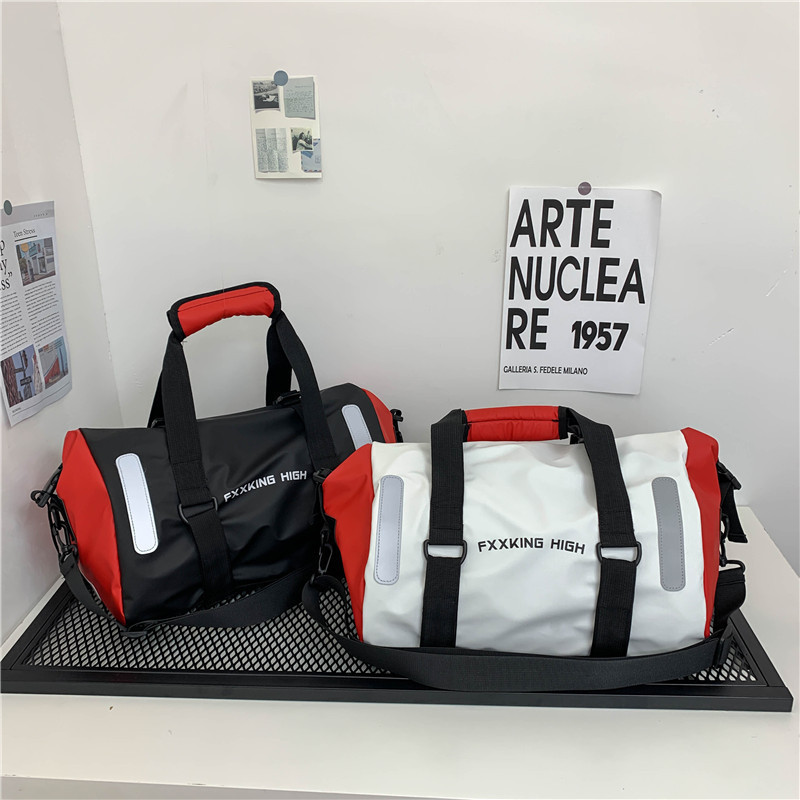 Los hombres y las mujeres de la misma separación húmeda y seca bolso deportivo marca de moda de gran capacidad impermeable bolsa de mensajero del hombro del recorrido