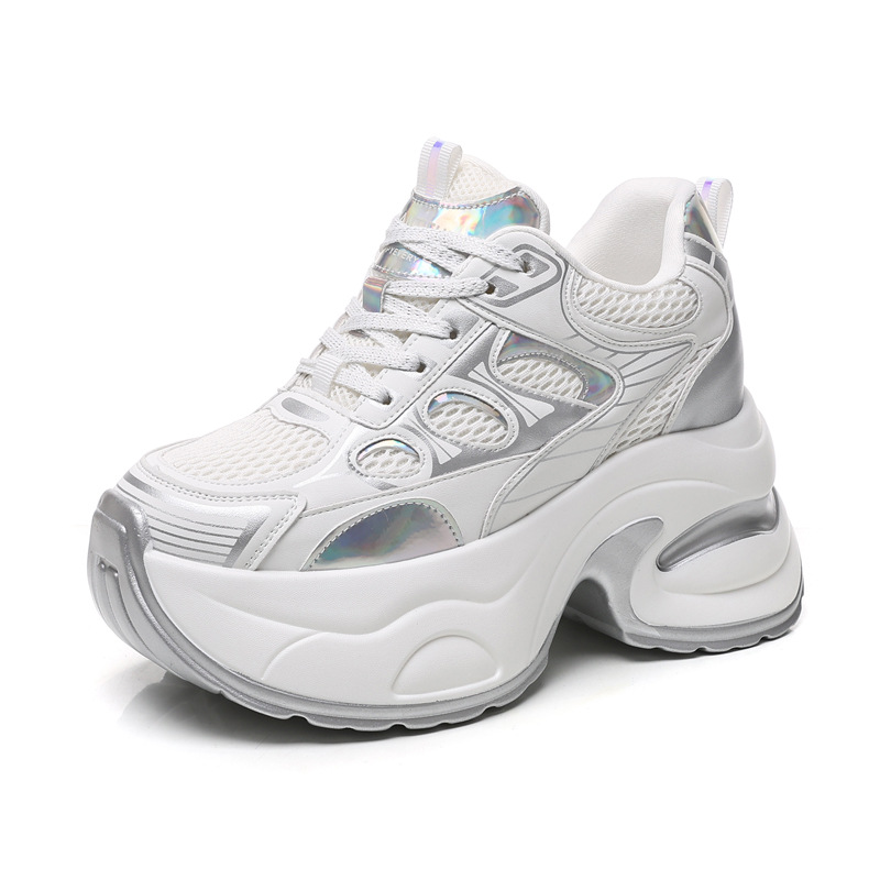 Giày sneaker nữ chunky đế dày độn cao bên trong, phong cách thể thao thường ngày — Màu trắng