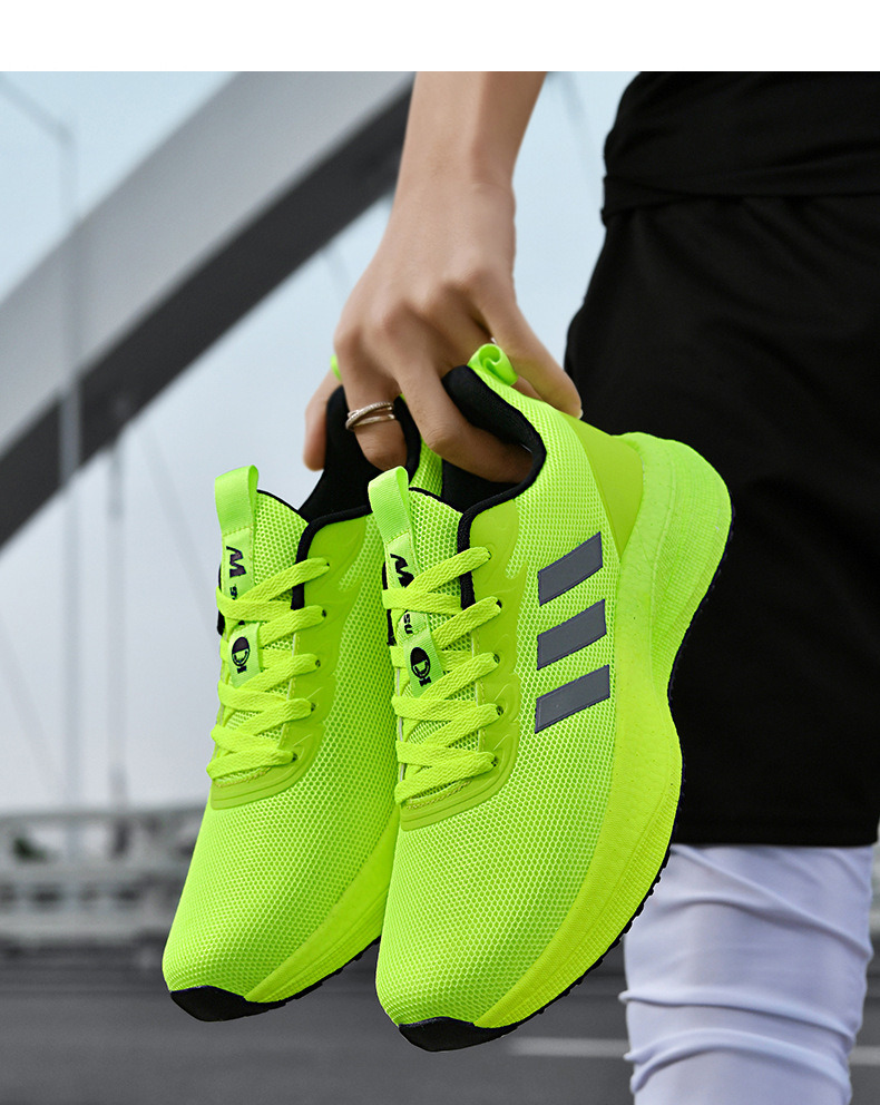 2025 nuevas zapatillas deportivas casuales de primavera y verano para parejas de moda al aire libre zapatillas de popcorn para hombres y mujeres