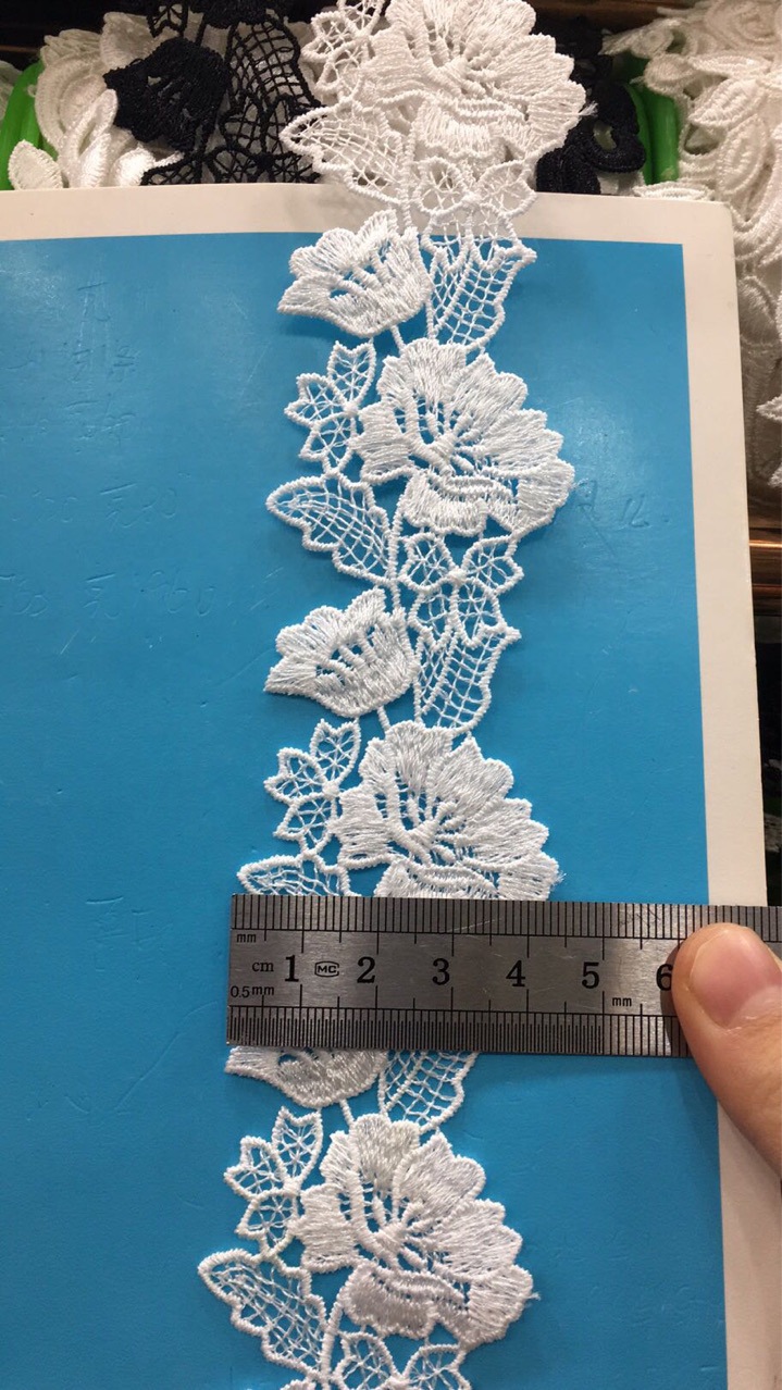 精细涤纶丝水溶玫瑰花刺绣蕾丝花边