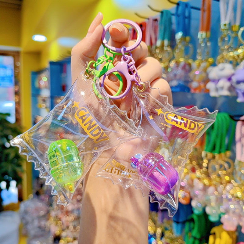 Color transparente botella de té llavero lindo viento bolso de automóvil llavero de resina colgante delicado botella colgante al por mayor