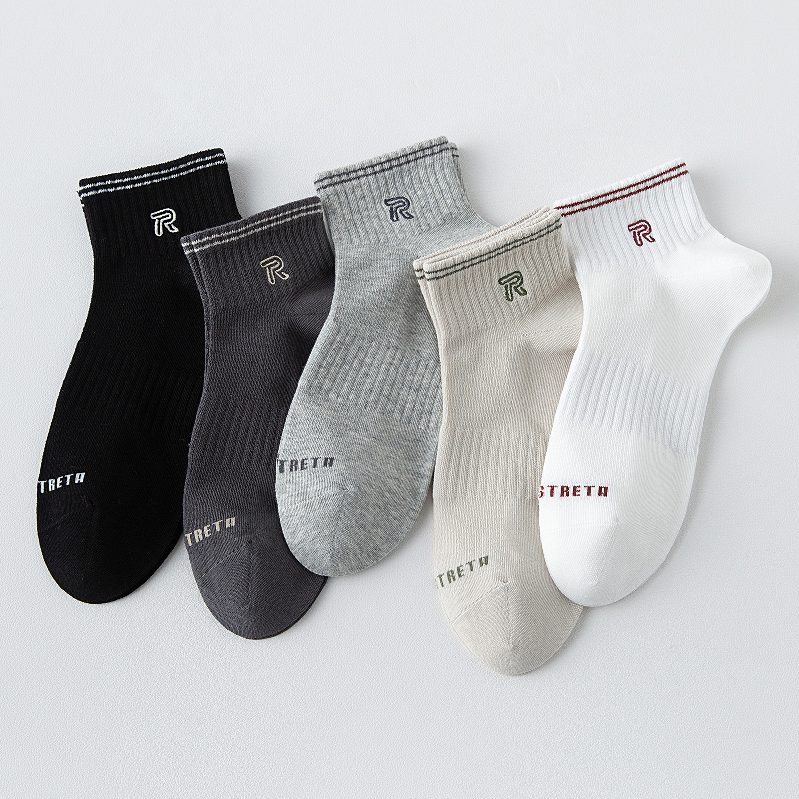 Breathable trend socks
