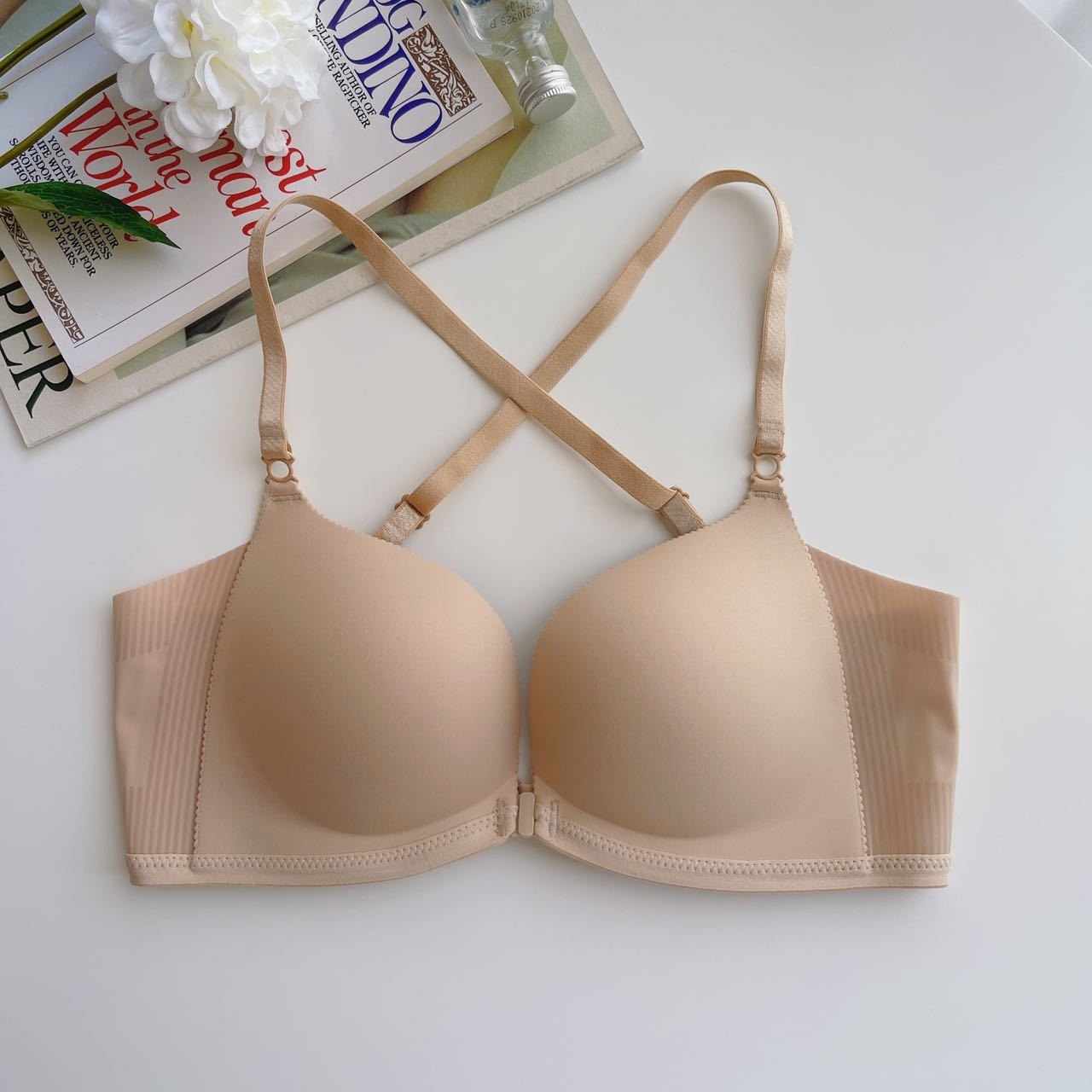 168 una hebilla para usar, realmente no hay rechazo, hebilla delantera ultrafina de 0,8 cm, sin anillo de acero, sin costuras, hermoso sujetador sin espalda