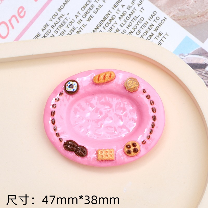 大きいカードのカラーの皿のクリームのゴムは樹脂のdiyのアクセサリの漫画のヘアピンの穴の靴を飾って部品を掛けます。