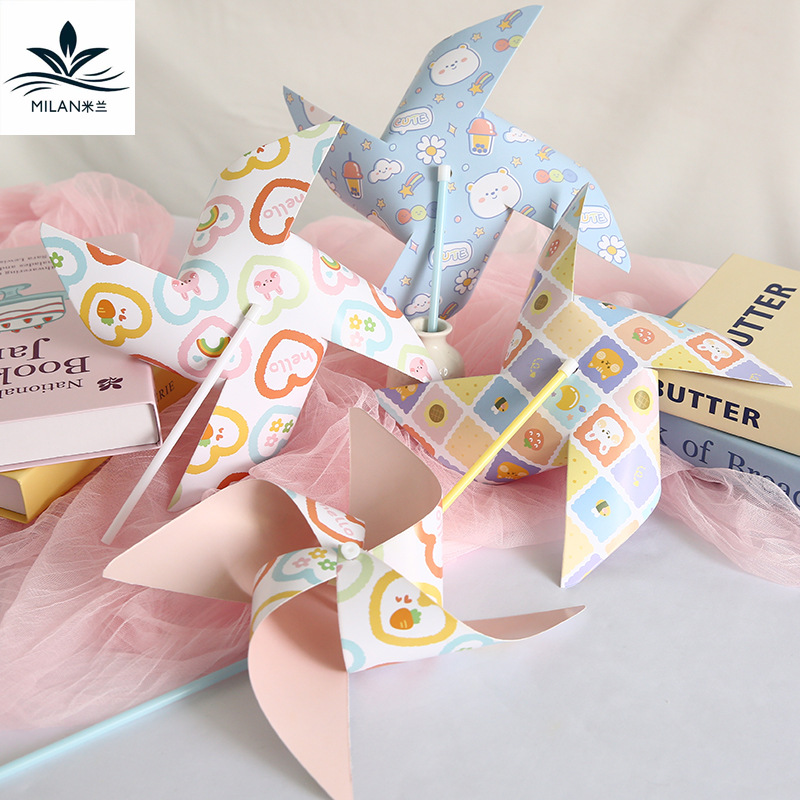 Día de los niños del 1 de junio dibujos animados molino de viento colorido juguetes hechos a mano paquetes de materiales DIY bocadillos ramo de flores decoración caja de regalo