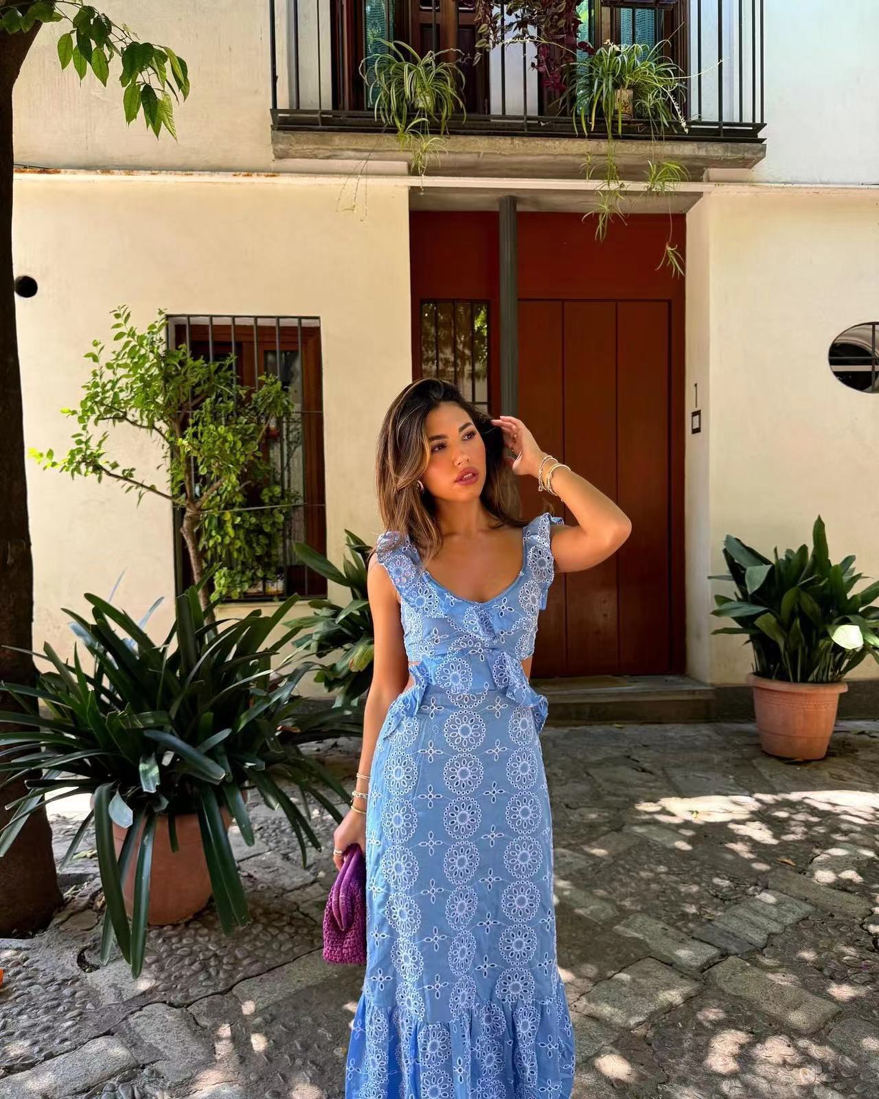 206g Weight Maxi Long Dress Dress Length Type Sleeveless Sleeve Length Sheath Dress Dresses Type Polyester Fabric Type High Waist Waist Line Holiday, Travel Occasion V Neck Neckline Slim Fit Type Lace Pattern Summer Season Women's Gender Printing Design Casual, Elegant Style Wholesale Women's Casual Elegant Printing Lace Holiday Travel V Neck Sleeveless Sheath Dress 无