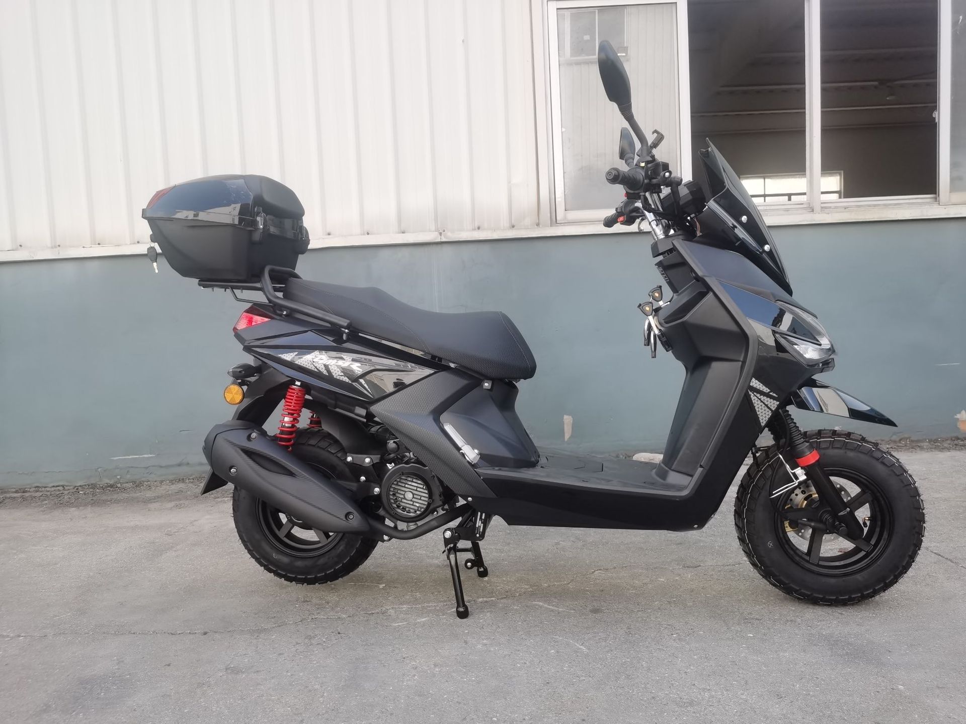 Domestic Road Boss 150C Large Scooter Motorcycle, Fuel-Powered, Can Be Registered, National Iv Efi Jinlang Motorcycle, 150Cc Displacement