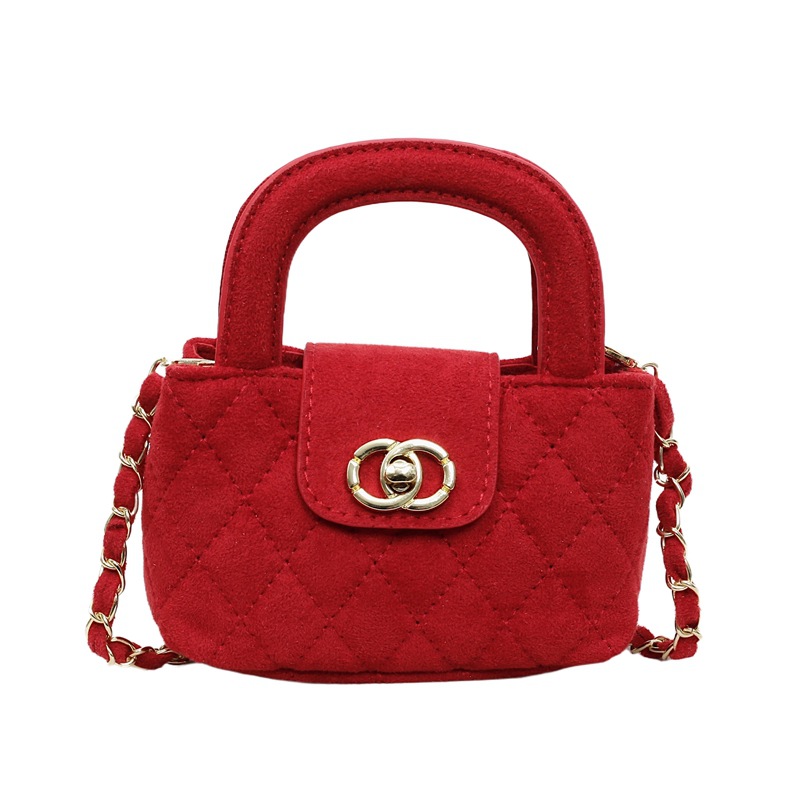 Primavera y verano nuevo bolso infantil de seda, hilo de seda, pequeño viento fragante, bolso de mano de chicas, cadena de moda coreana, bolso cross-border.
