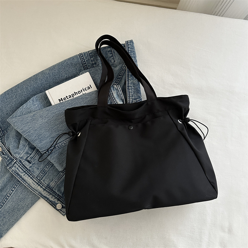 Bolso de lona para mujeres 2024 nuevo este año popular bolsa de gran capacidad de verano universal bolsa de viaje de hombro