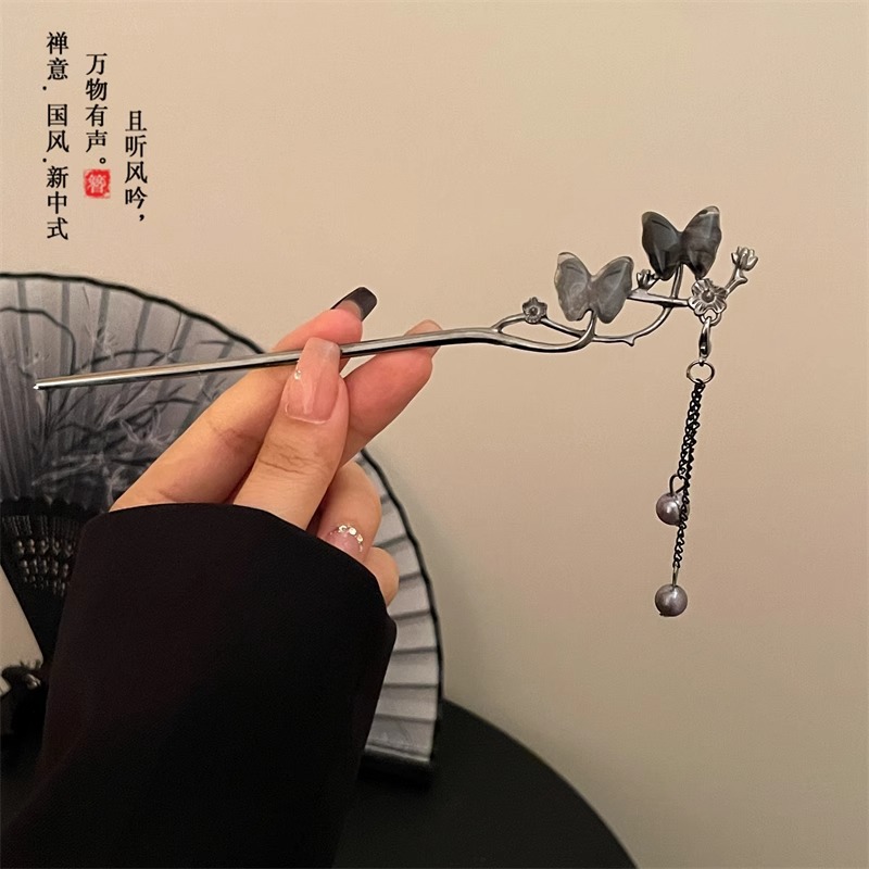 Nuevo estilo chino mariposa bordilla pinzas de cabello para mujeres detrás de la cabeza pinzas de cabello antiguo estilo Han tocado de alto nivel sensación de paso pinzas de cabello