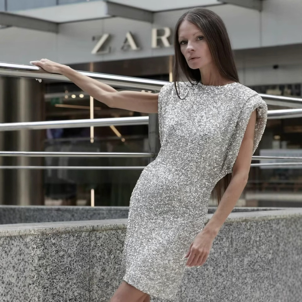 new-sleeveless-shoulder-dress-sequins-slim-fit-hip-wrapped-short-dress-socialite-style