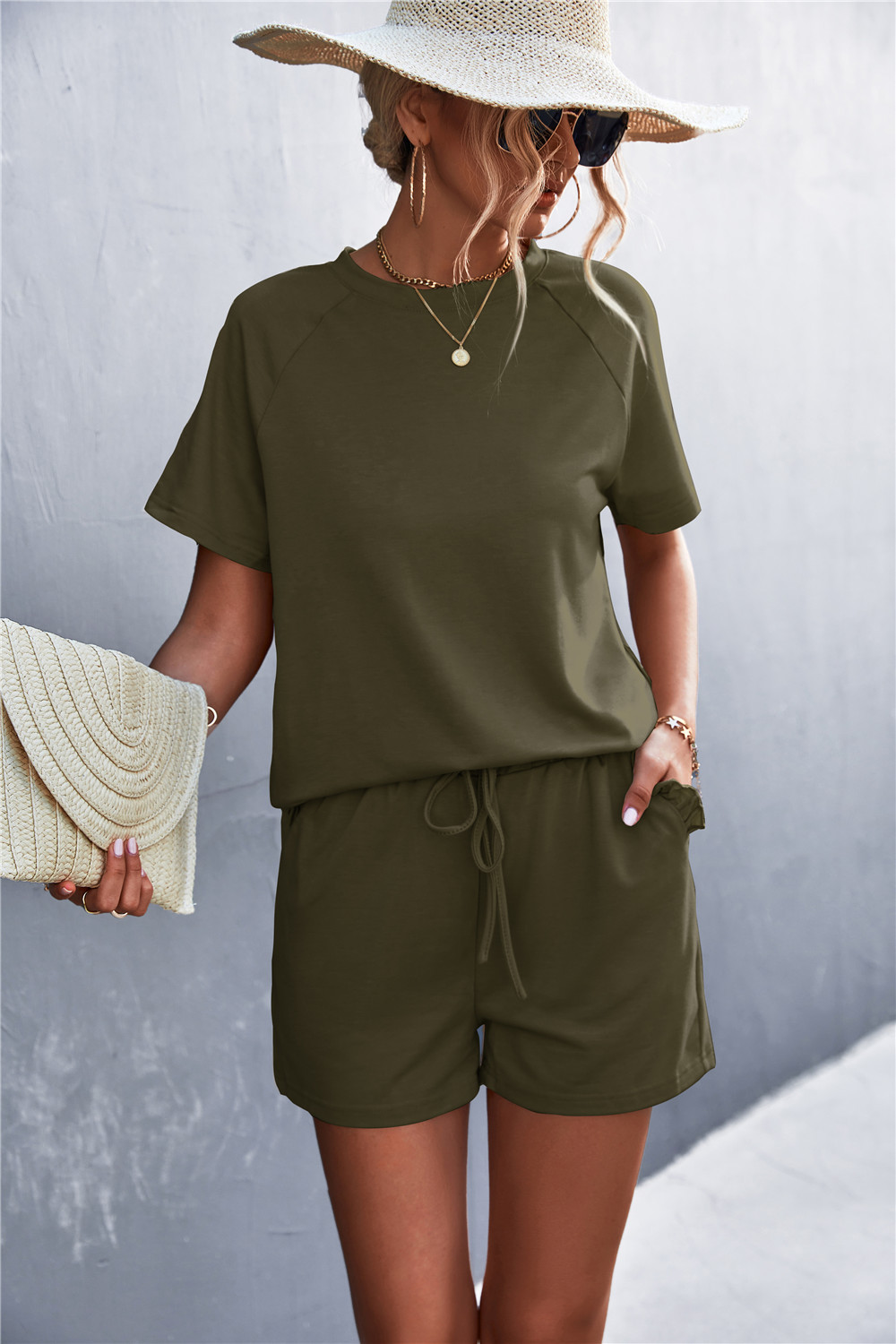 2023 Spring/Summer New Solid Round Neck Ruffled Short Sleeve Shorts Casual Set_voghion.com