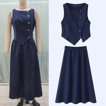 �����¿�Ů�b����һ���ײ����Q�T���R�A����ȹ���e���b�ɼ������