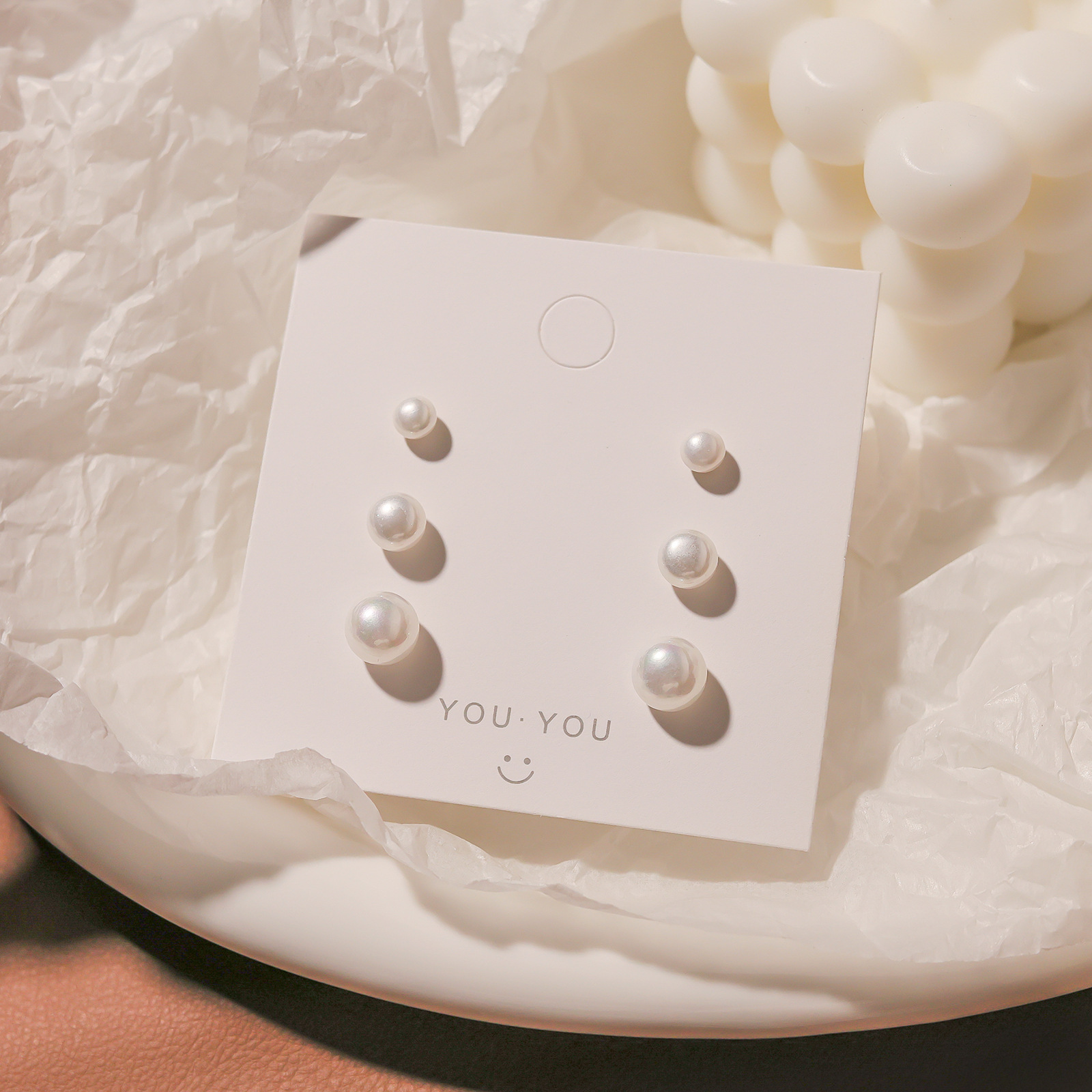 Juego de pendientes de aguja plateados, sencillos y compactos para mujer, pendientes geométricos en forma de corazón, bonitos, dulces y versátiles, venta al por mayor para puestos de mercado