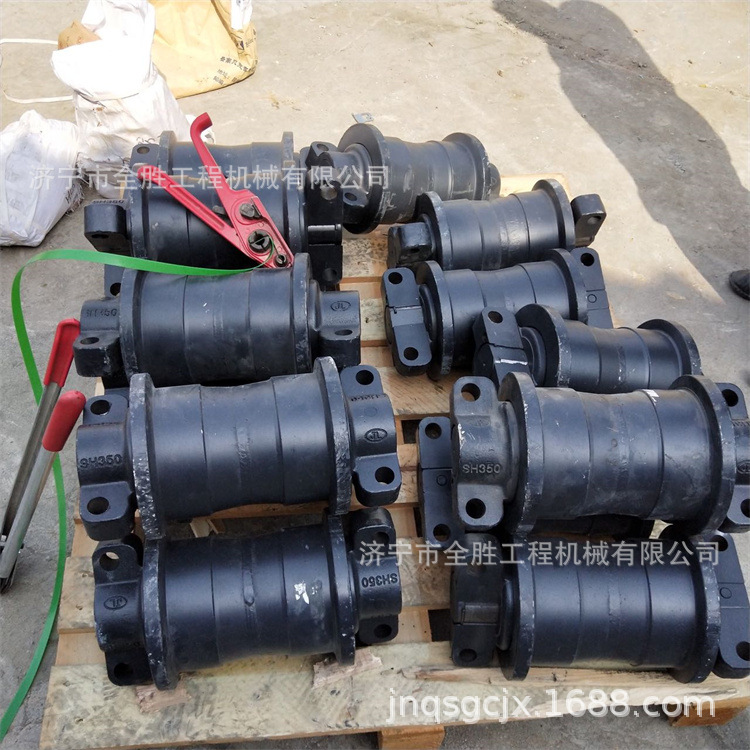 CLG925D挖掘机支重轮 链条 履带总成 引导轮 橡胶块 柴油泵