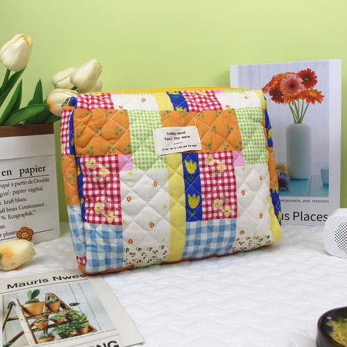 Large-capacity cosmetic bag printed storage bag liner bag portable storage student organization wash quilted cotton bag
