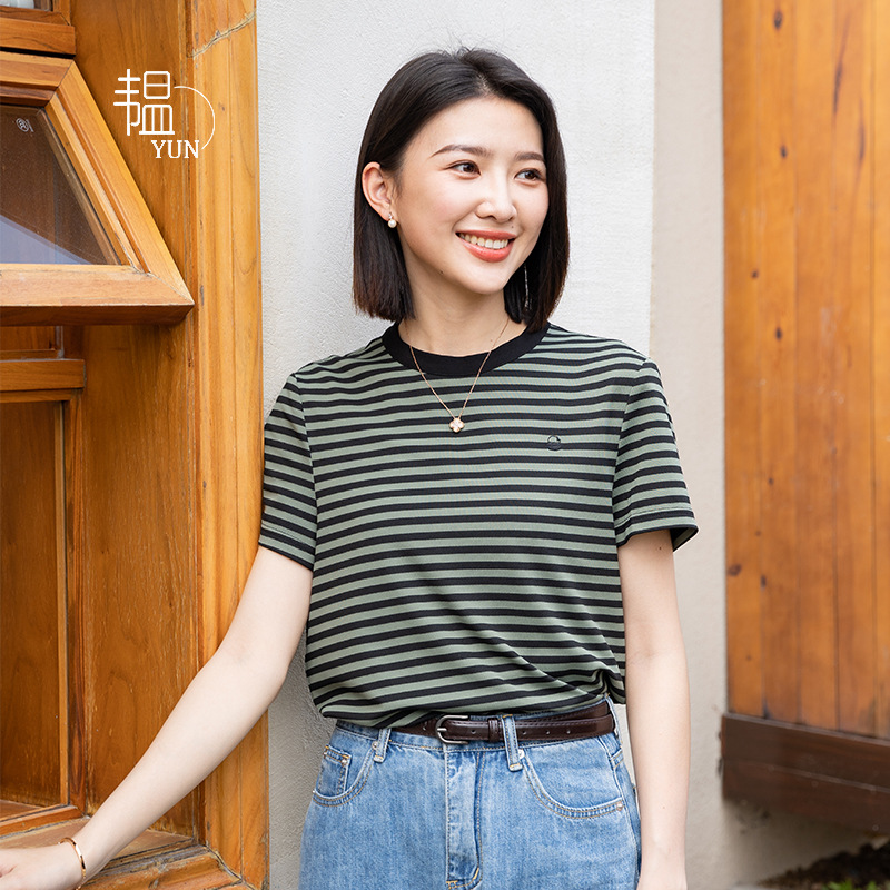 블랙 카키 스트립