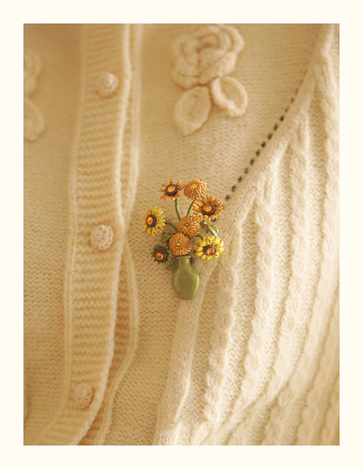 Sweet Flower Alloy Stoving Varnish Women's Brooches display picture 2