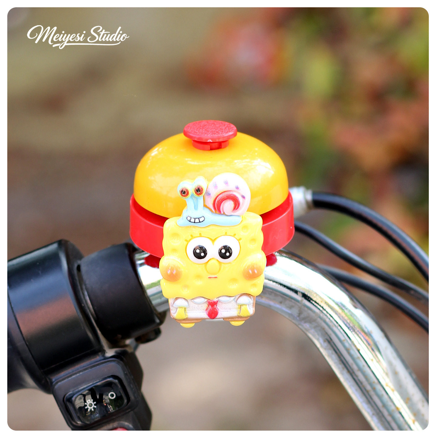 Bicicletas infantiles de montaña campana adornos de dibujos animados encantadores equilibrio coche scooter tranvía mano pulsa bocina súper fuerte