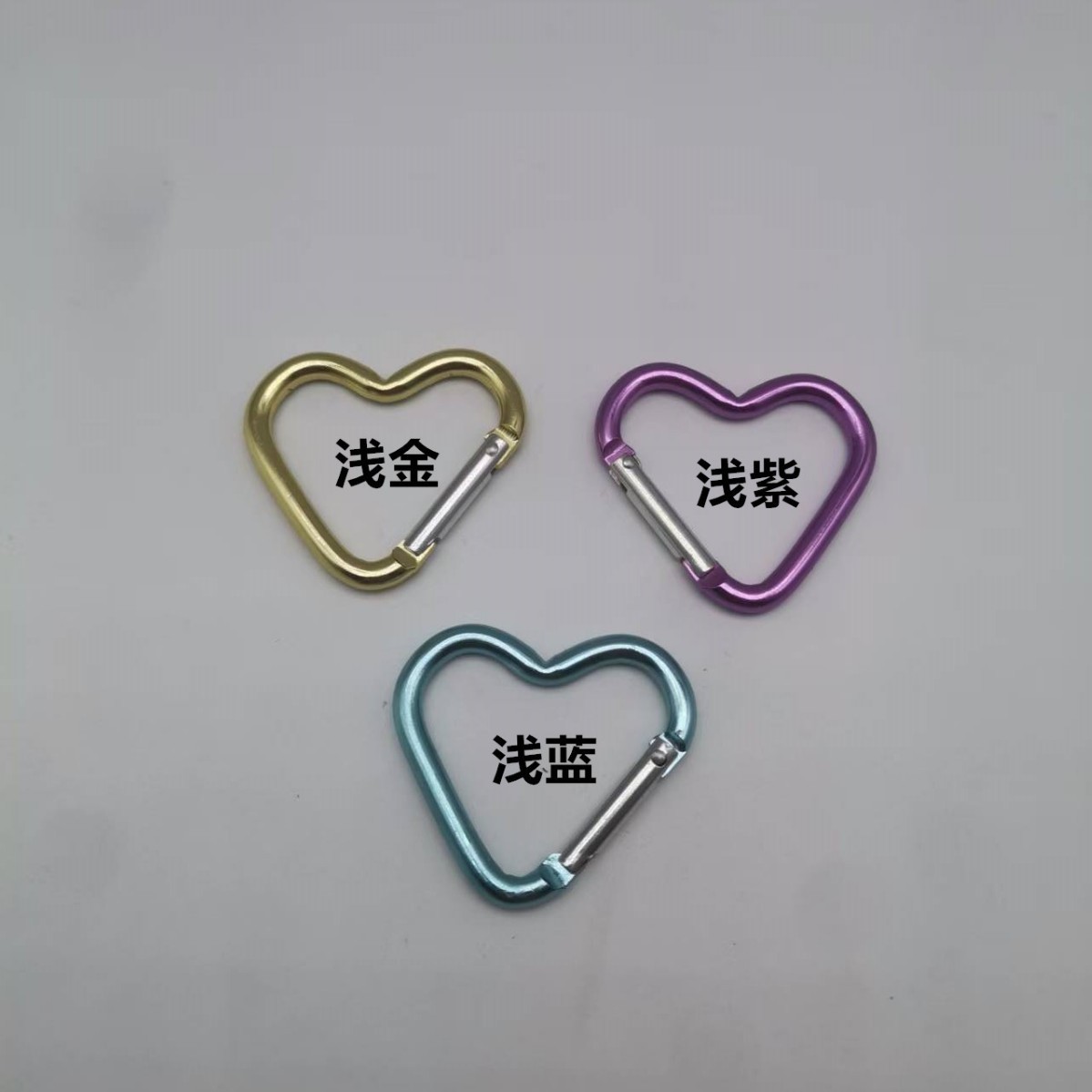 Amor mosquetón 44*40mm calidad colgando hebilla mochila hebilla en forma de corazón hervidor hebilla de aleación de aluminio mosquetón