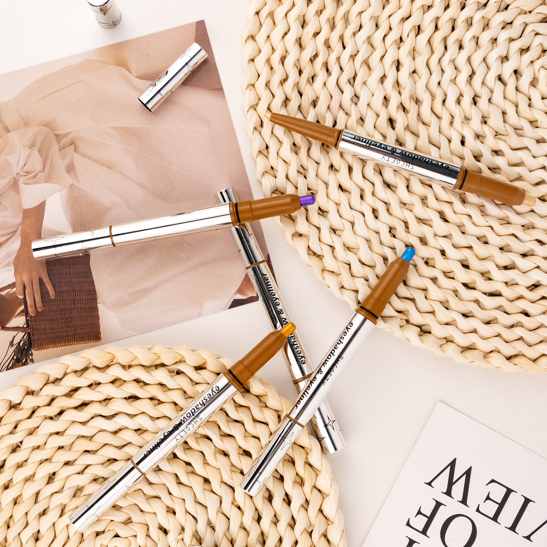 SHCOETY dual-head eyeshadow and eyeliner pen two-in-one lazy person high-gloss eyeshadow stick, waterproof and non-smudging, multi-color cross-border undefined