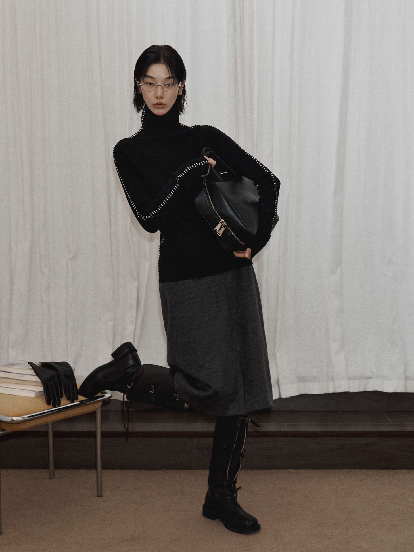 ユニティモードデザイン感手縫いタートルネックウールセーター女性の冬の色は底にニットを合わせます。