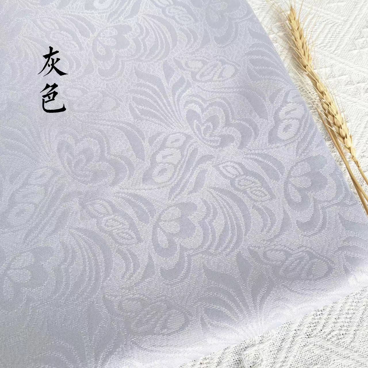 メーカー直販卸売バタフライ恋花レリーフジャカード生地全ポリエステル無弾チャイナドレス漢服服布地復古風