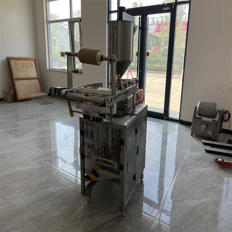 出售二手4头6头立式液体包装机 全自动饮料灌装设备 回收