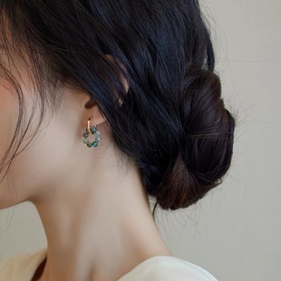 Quiet Good Time Exquisite Design Natural Aqua Grass Agate Golden Ear Ring Niche High-grade Personality Earrings