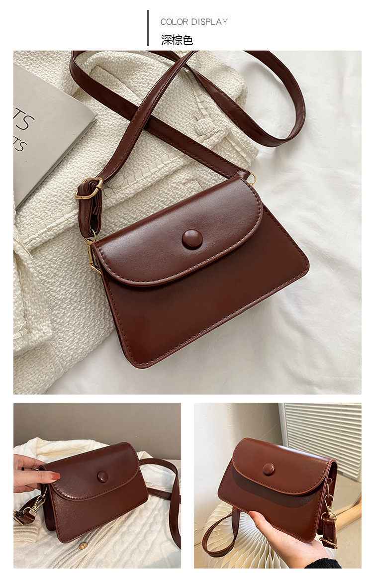 Korean New Fashionable Messenger One-shoulder Small Square Bag Wholesale Nihaojewelry display picture 3