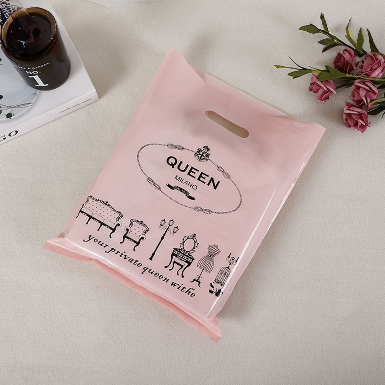 Wholesale Punched Four Finger Bag Thickened Plastic Pink Girls Underwear Garment Bag Gift Packaging Punched Four Finger Bag