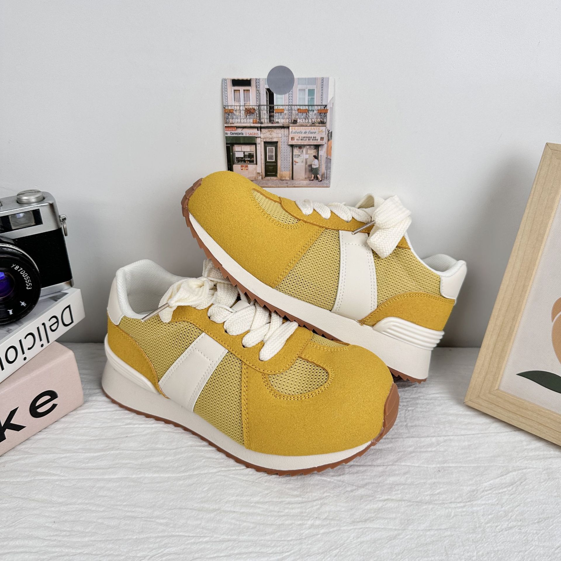 A9916 zapatos americanos Gump2025 verano nuevo estilo versátil retro zapatos de cabeza grande simple ins zapatos de entrenamiento de estilo