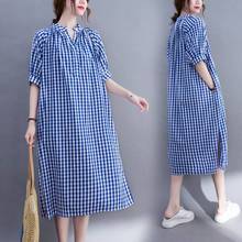 实拍 文艺大码女装新款胖宽松显瘦文艺格子中长款连衣裙