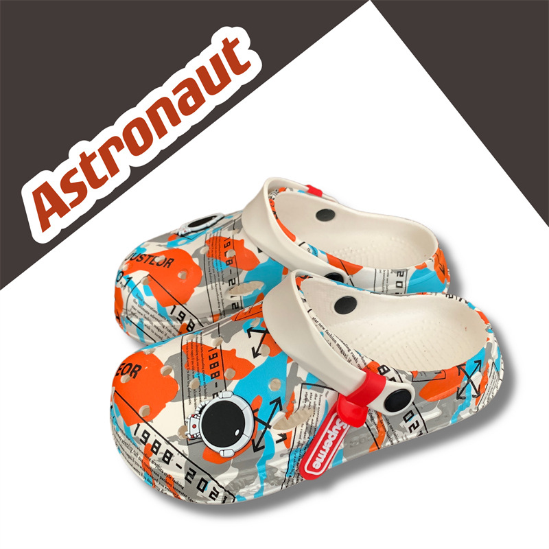 Zuecos de verano 2025 con suela suave que se siente como pisar una excremento, zapatos de jardín casuales y modernos para parejas, unisex.