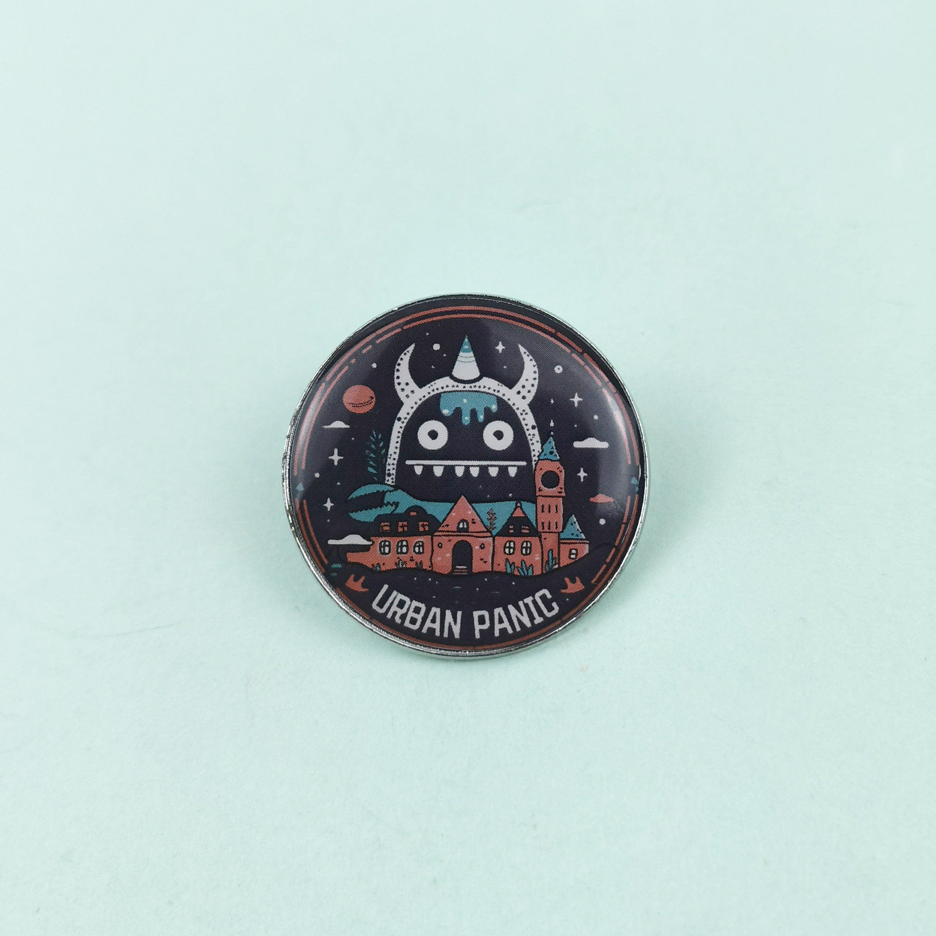 Broche de metal redondo transfronterizo patrón de dibujos animados medalla de joyería estilo retro europeo y americano mochila insignia de alfiler