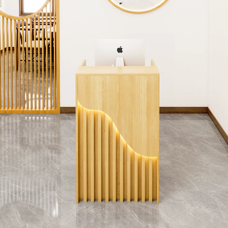 Стойка кассового стола в ресторане Простая современная небольшая стойка регистрации