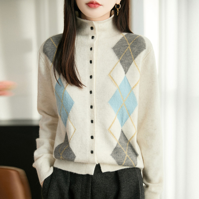 Retro Quilted Wool Knitted Cardigan for Women 2025 New Thickeneded Warm Loose Slimming Look Bottoming Sweater Jacket Retro Quilted Wool Knitted Cardigan for Women 2025 New Thickeneded Warm Loose Slimming Look Bottoming Sweater Jacket