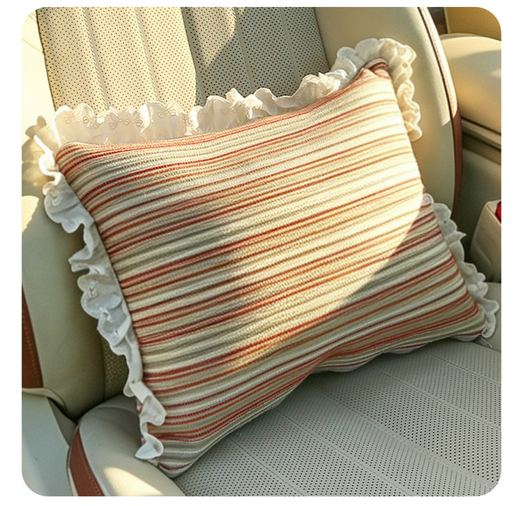 Car seatbelt protector with cute lace, high-end feel, decorative shoulder pad for girls, anti-neck-strangling interior accessory