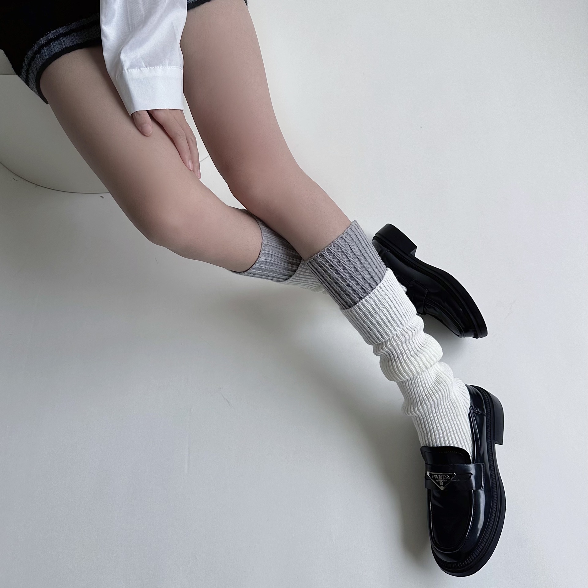 Mujeres Estilo Japones Dulce Bloque De Color Fibra De Poliacrilonitrilo Calcetines Sobre La Rodilla Un Par display picture 12